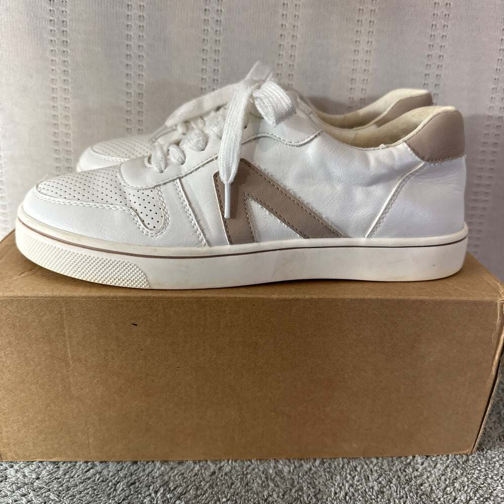 MIA Woman’s Sneakers 7.5 - Picture 2 of 9